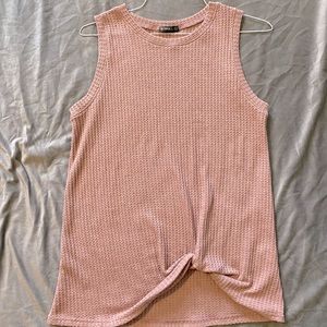Waffle knit sleeveless top - twist detail at hip - size L